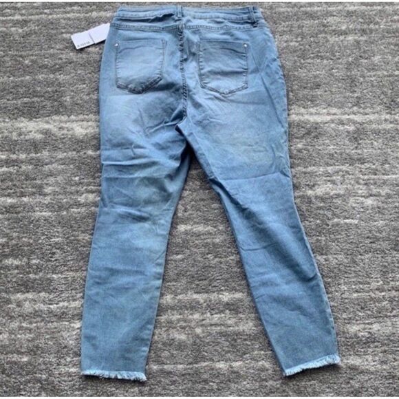 JustFab NWT Women Plus Size High Waist Blue Skinny Ankle Denim Jeans Size 16W - Picture 2 of 10